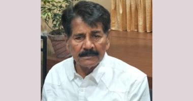 yadav left uml